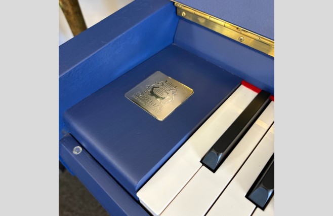 Reid Sohn Hornblower Blue RS115 Upright Piano, Used - All Inclusive Premium Package (SN:IJ0A00949) - Image 7